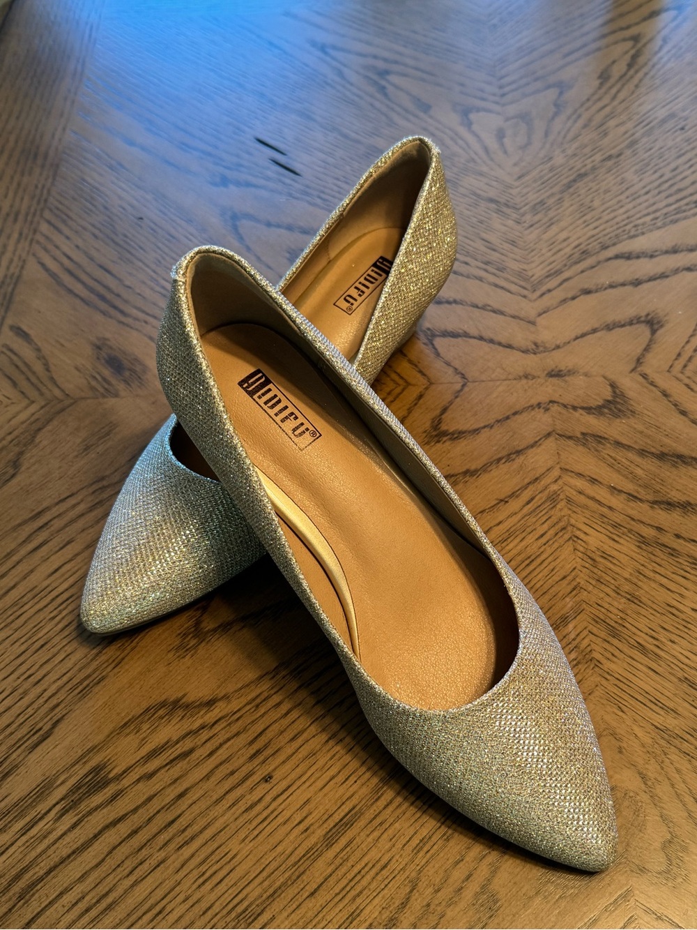 Women's Sparkle Pointed Toe Flats - Gold
